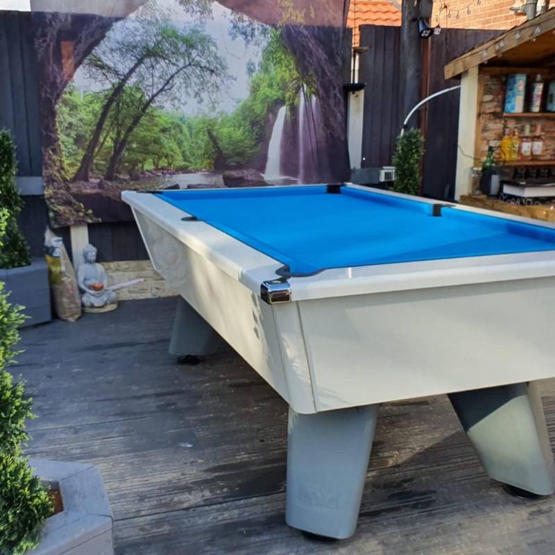 Cry Wolf Outdoor Pool Table - Slate Bed - White - 6ft & 7ft Pool Tables